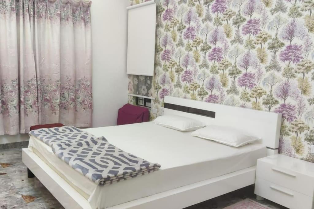 Scintilla Beach House *