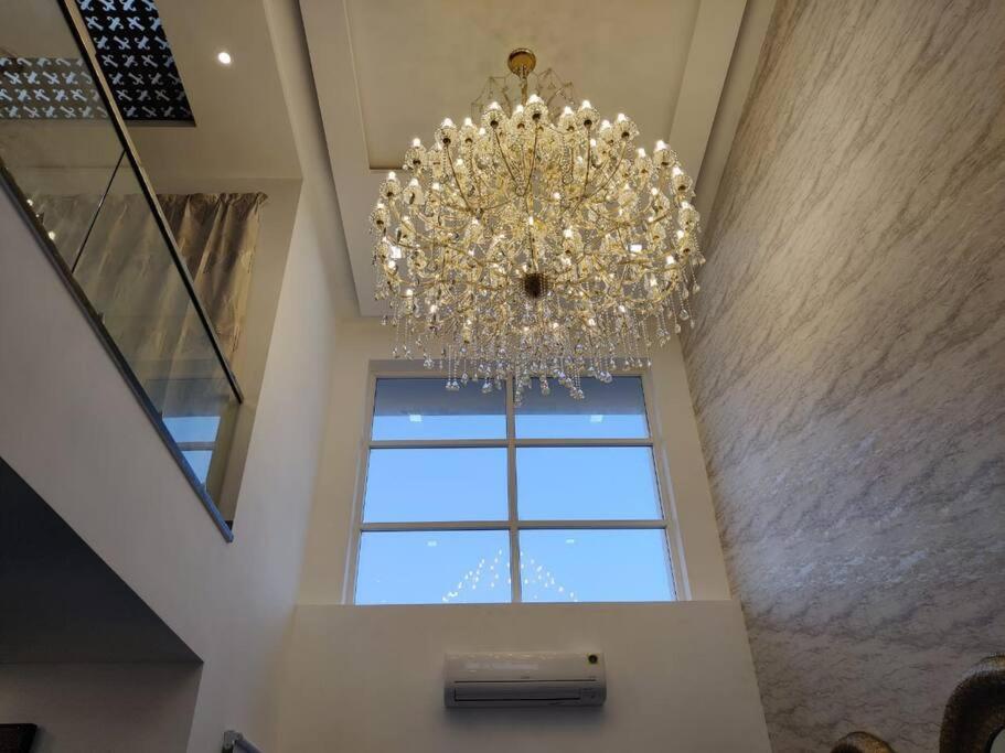 Scintilla Beach House Villa *